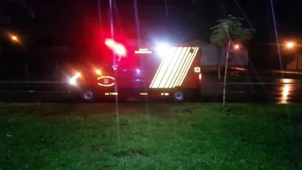 Motorista foge do local, após atropelar homem na Avenida Tancredo Neves