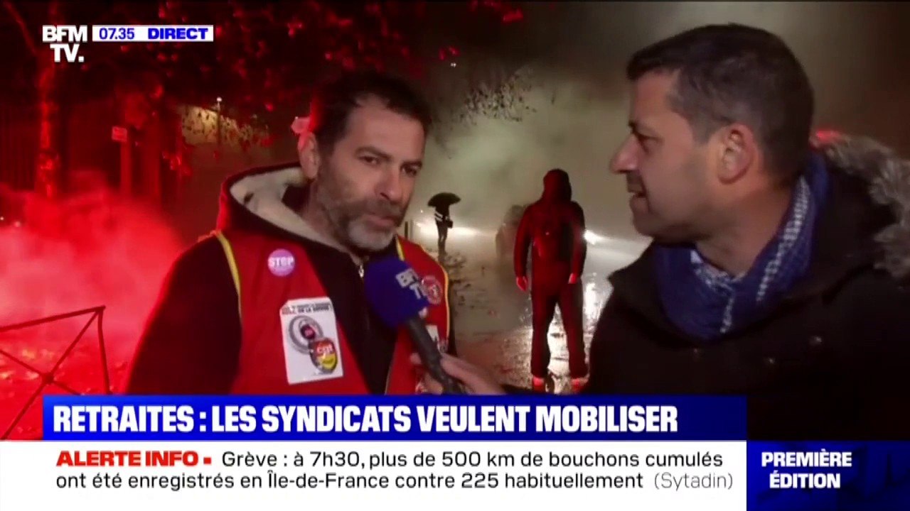 Opération de tractage en cours à Toulouse où des cheminots veulent mobiliser contre la réforme des retraites