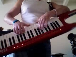 SKALP Slap Bass sur mon KEYTAR