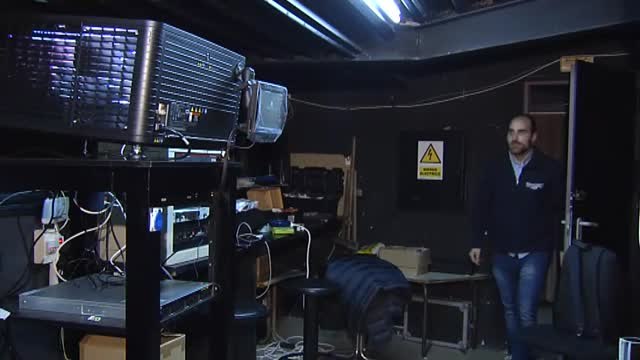 Abren un cine en un pueblo de Huelva que llevaba más de diez años cerrado