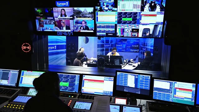 Nelson Monfort en direct du championnat du monde de grève : L'équipe SNCF est en tête mais il y a un joli blocage de la CGT (Canteloup)