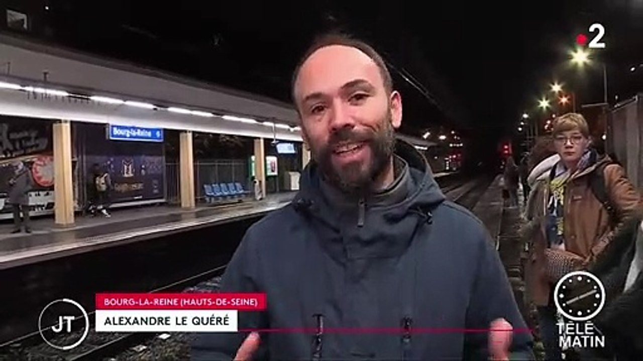 Grève contre la réforme des retraites : sur le quai du RER B dans les Hauts-de-Seine