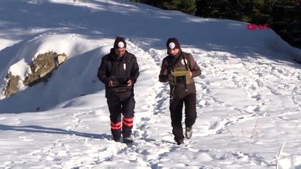 Bursa uludağ'da kaybolan 2 dağcıyı arama çalışmaları, montun bulunduğu bölgede genişletildi