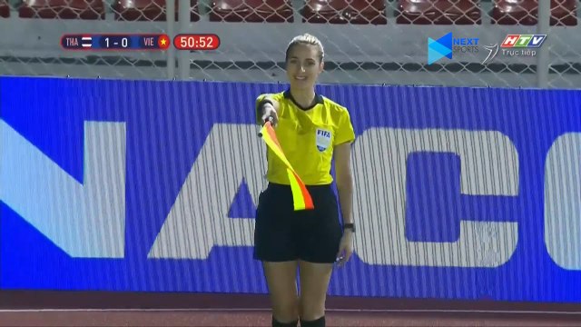 Tình huống nhói tim hàng triệu người dân Việt Nam, thần nữ trọng tài cứu cho ĐTVN trong cảm xúc | NEXT SPORTS