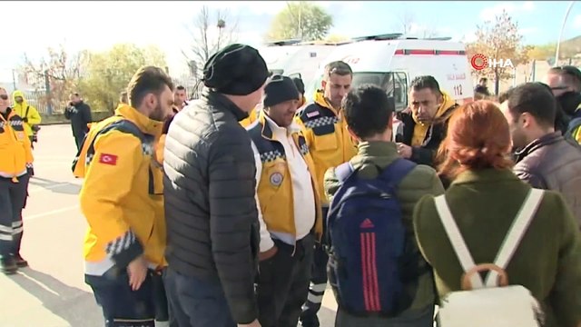 Ambulans şoförleri hünerlerini yarış pistinde gösterdi