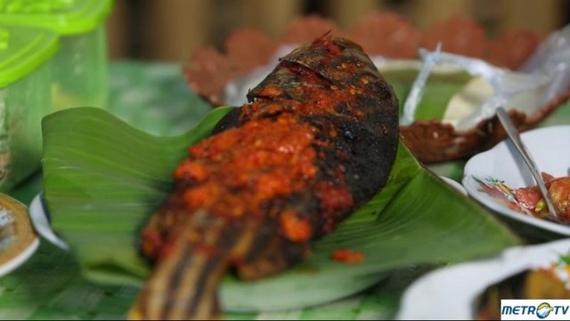 Mencicipi Makanan Khas Mamuju