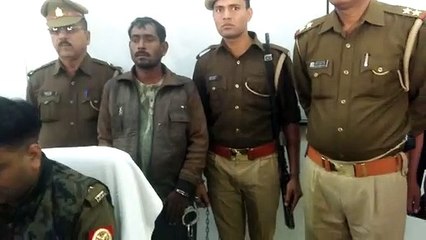 दो लाख नगद व चांदी के आभूषणो के साथ शातिर चोर गिरफ्तार