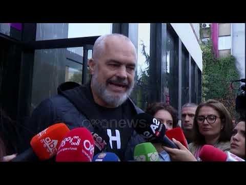 Ora News - Rama ironi me Ilir Metën Si Xhike Qamili, sa të ketë katundin nuk pyet për Francën