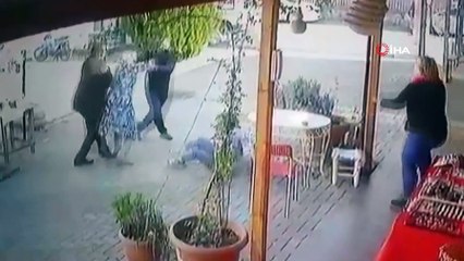 Öfkeli baba, kızını dövmekle suçladığı kız öğrenciyi böyle kovaladı