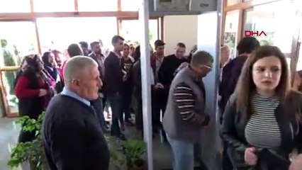 ''Kimlik kartı dağıtımı sona eriyor'' söylentisi ortalığı karıştırdı