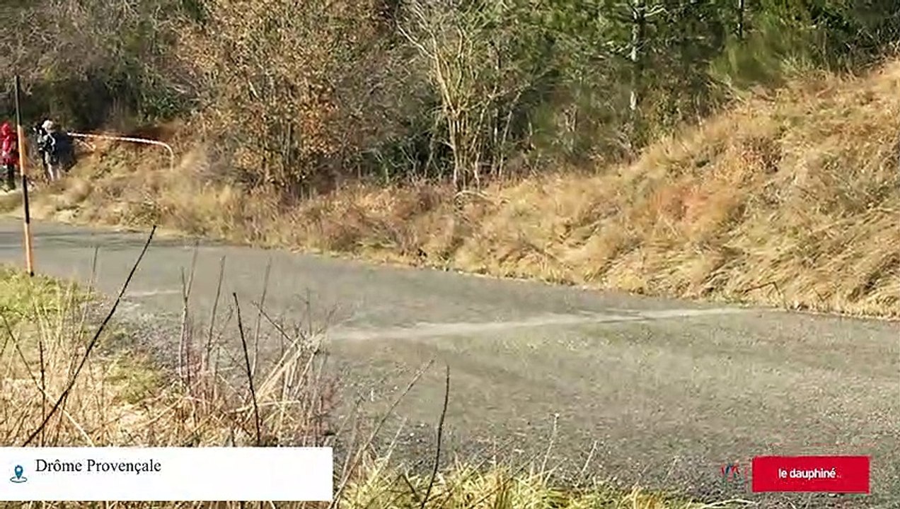 Premiers essais de Sébastien Ogier avec sa nouvelle Toyota Yaris WRC dans la Drôme Provençale