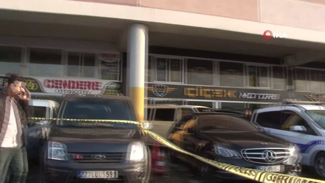 Bağcılar'da alacak verecek meselesi silahlı kavgaya dönüştü: 1 ölü