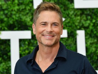 Rob Lowe Waters His Christmas Tree With 7-Up to Keep It Alive