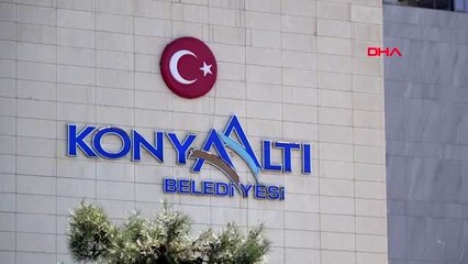 Antalya hayvanseverin protesto ettiği müdür görevden alındı-arşiv