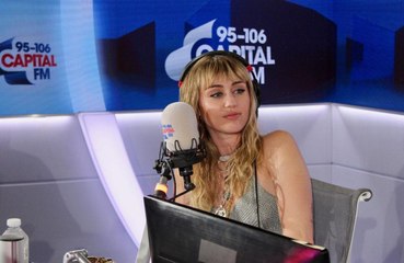 Miley Cyrus et Cody Simpson veulent enregistrer un album 'rock' !