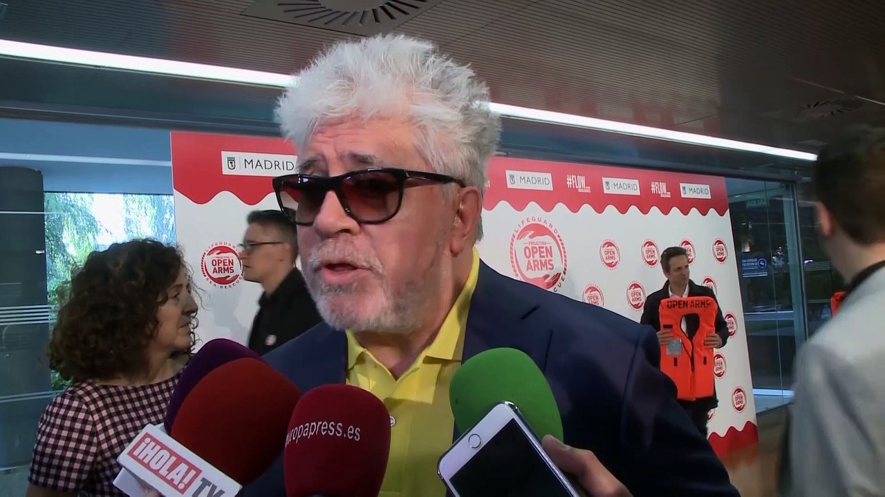 Almodóvar, Banderas y Ana de Armas, nominados a los Globos de Oros