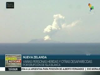 Mueren 5 personas tras erupción de volcán en Nueva Zelanda