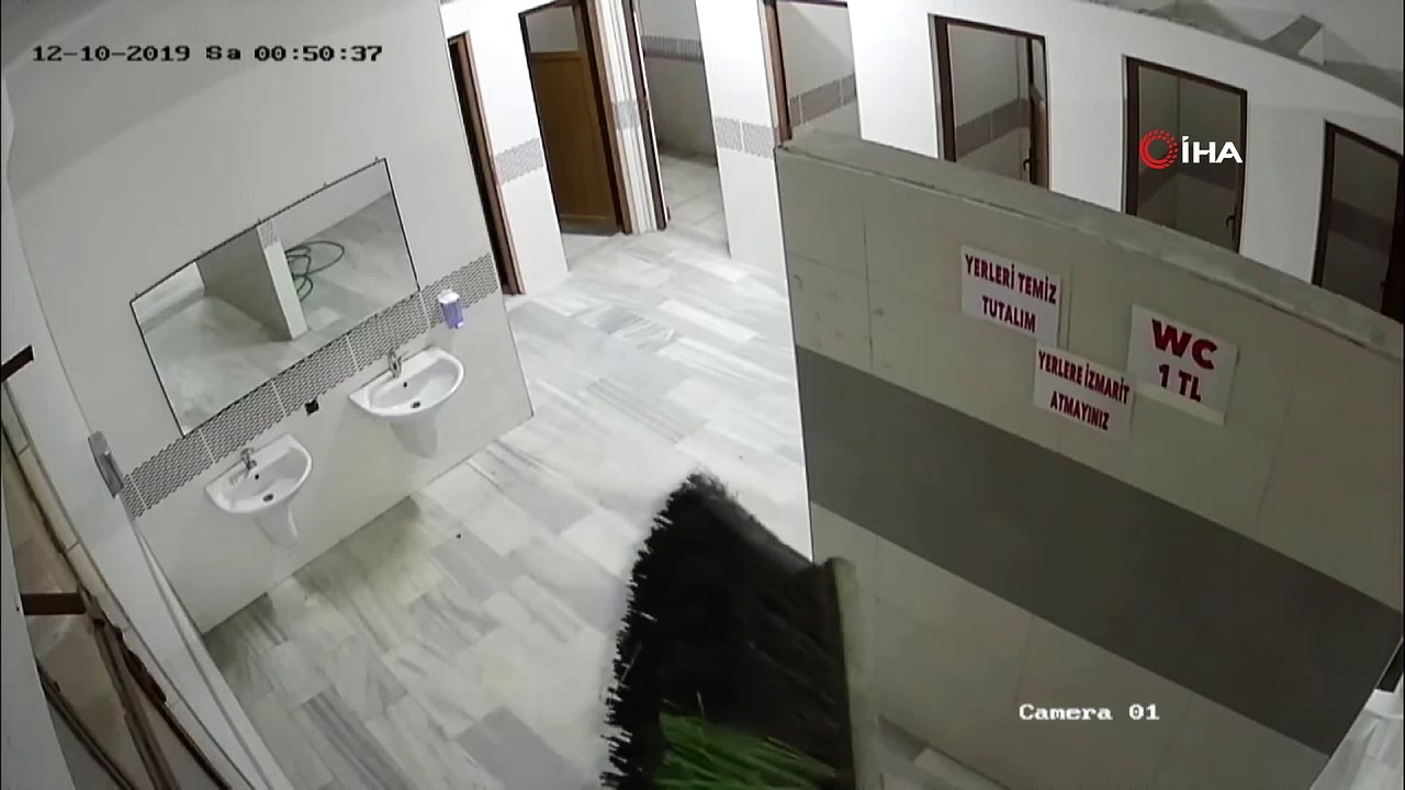 Camiye dadanan hırsızlar cemaati bıktırdı...Hırsız güvenlik kameralarını böyle etkisiz hale getirdi