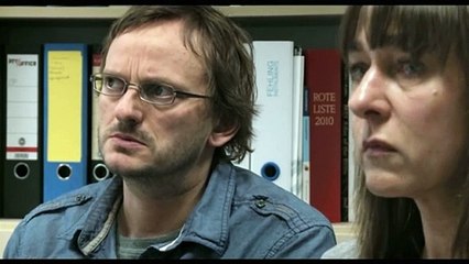 HALT AUF FREIER STRECKE | Trailer [HD]