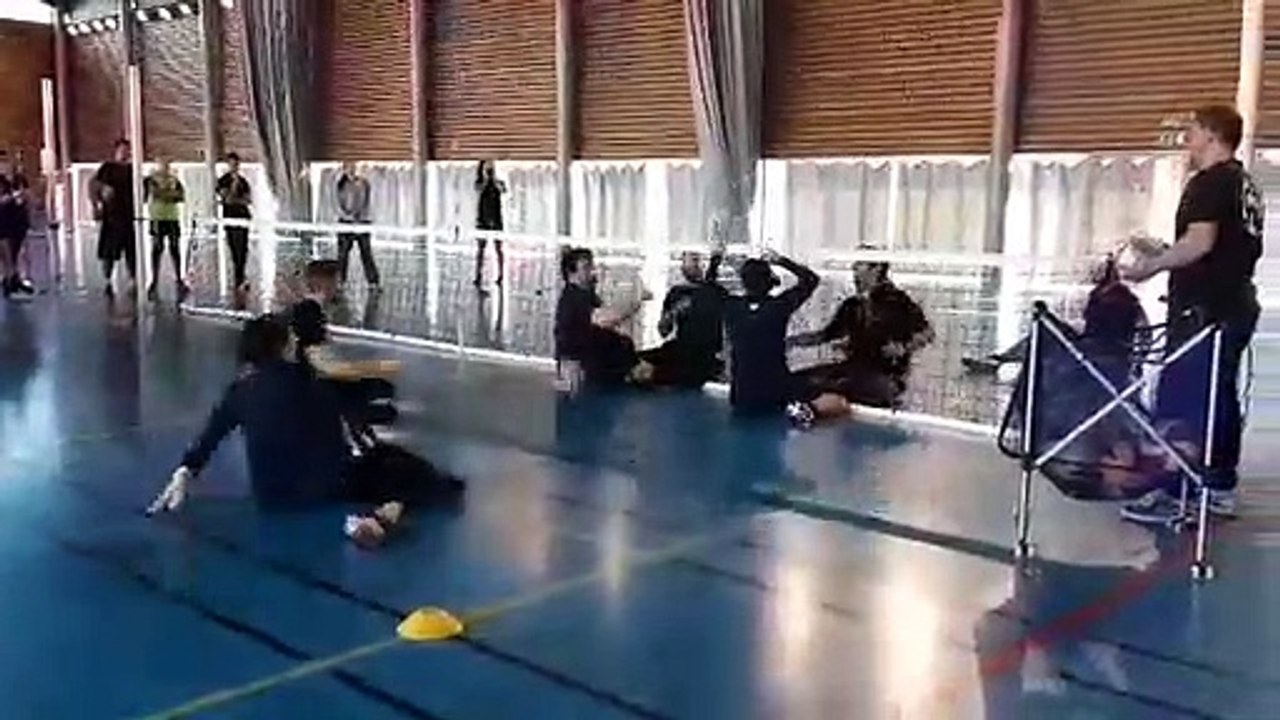 Démonstration volley assis  en présence de joueurs de l'équipe de France de Volley assis (Sandrine Barde, Jocelyn Truchet, Damien Roger et Pierre Armand