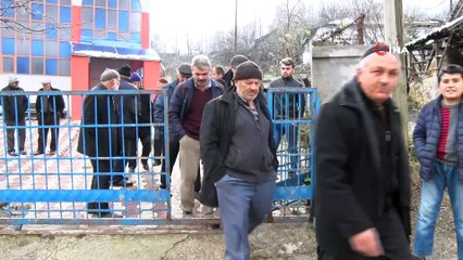 Asırlık mahalleye yıkım kararı... Kış günü evsiz halan mahalle sakinleri yardım bekliyor