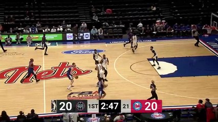 Dewan Hernandez Posts 10 points & 16 rebounds vs. Long Island Nets