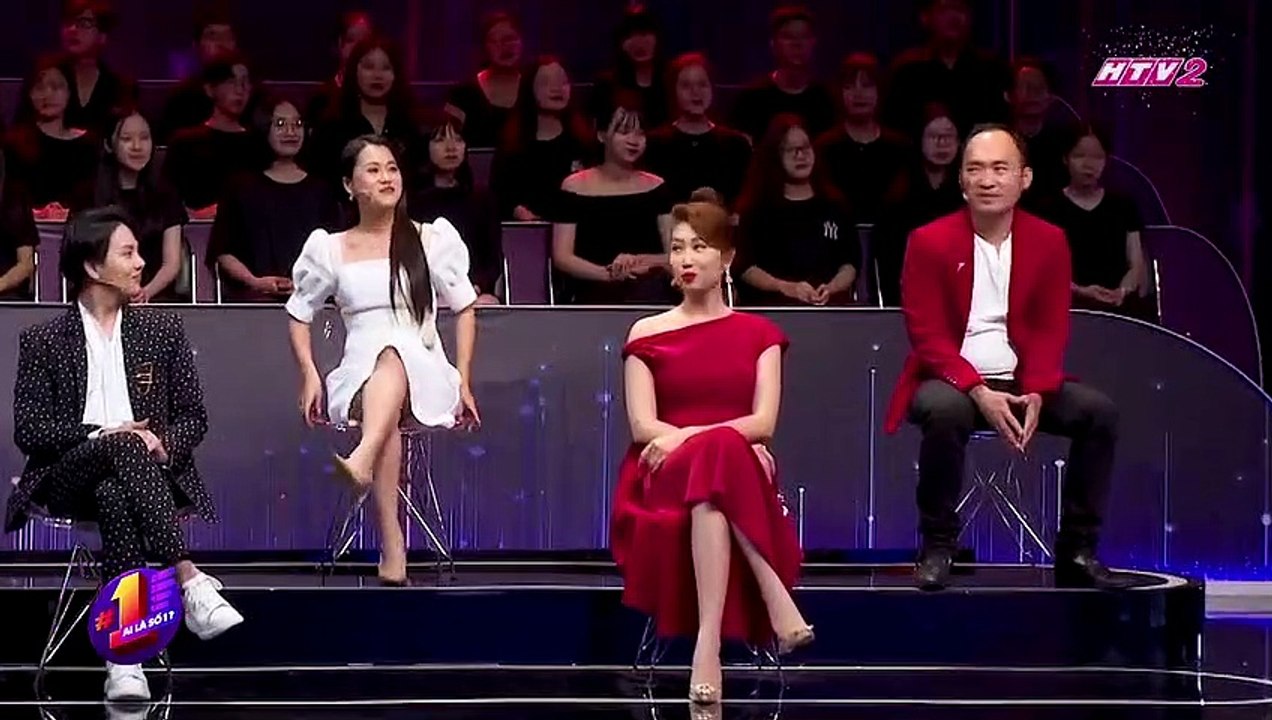 Trường Giang kéo cả hội lầy showbiz cùng “cà khịa” nhan sắc Anh Đức