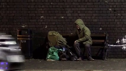 Banksy bu kez evsizlere dikkat çekti