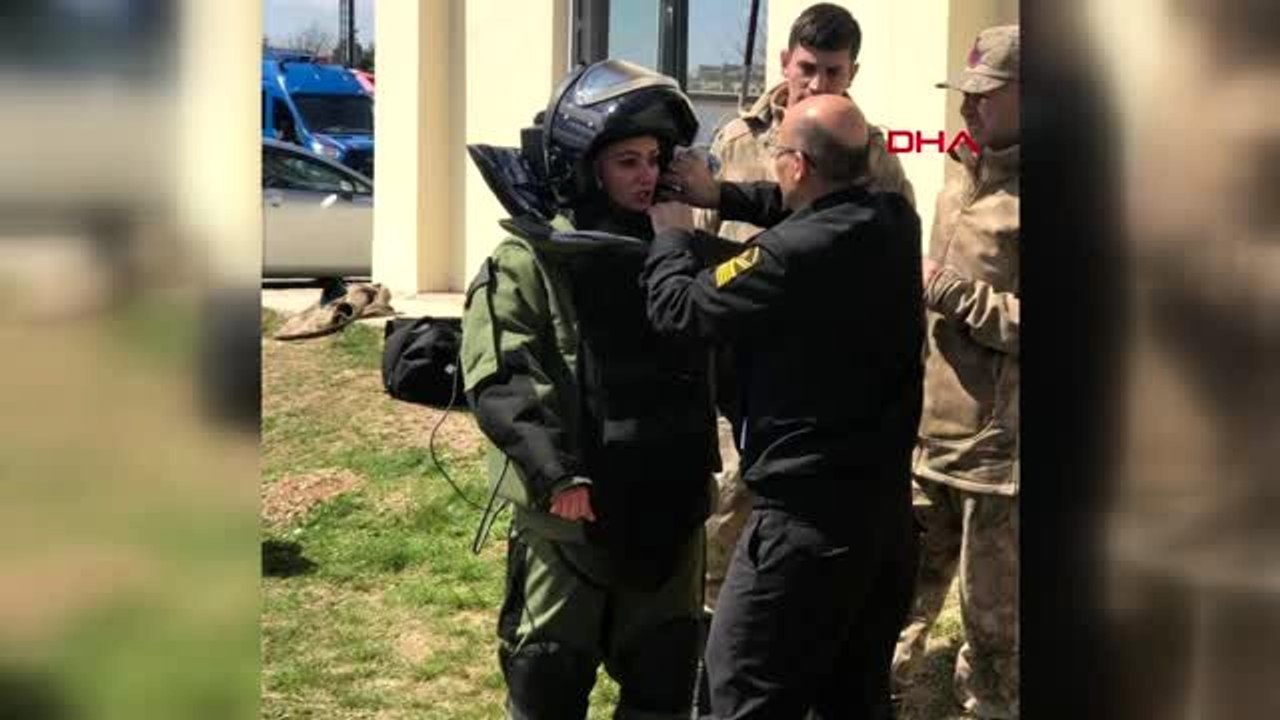 Şehidin annesi çekilmiş fotoğrafları