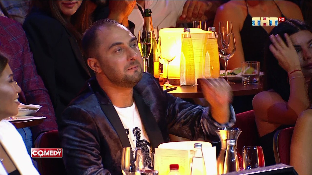 Бенифис Демиса Карибидиса. Пародия на Гарика Мартиросяна