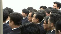 내년도 예산안 의결...한국당 의원들, 국회의장실 항의 방문 / YTN