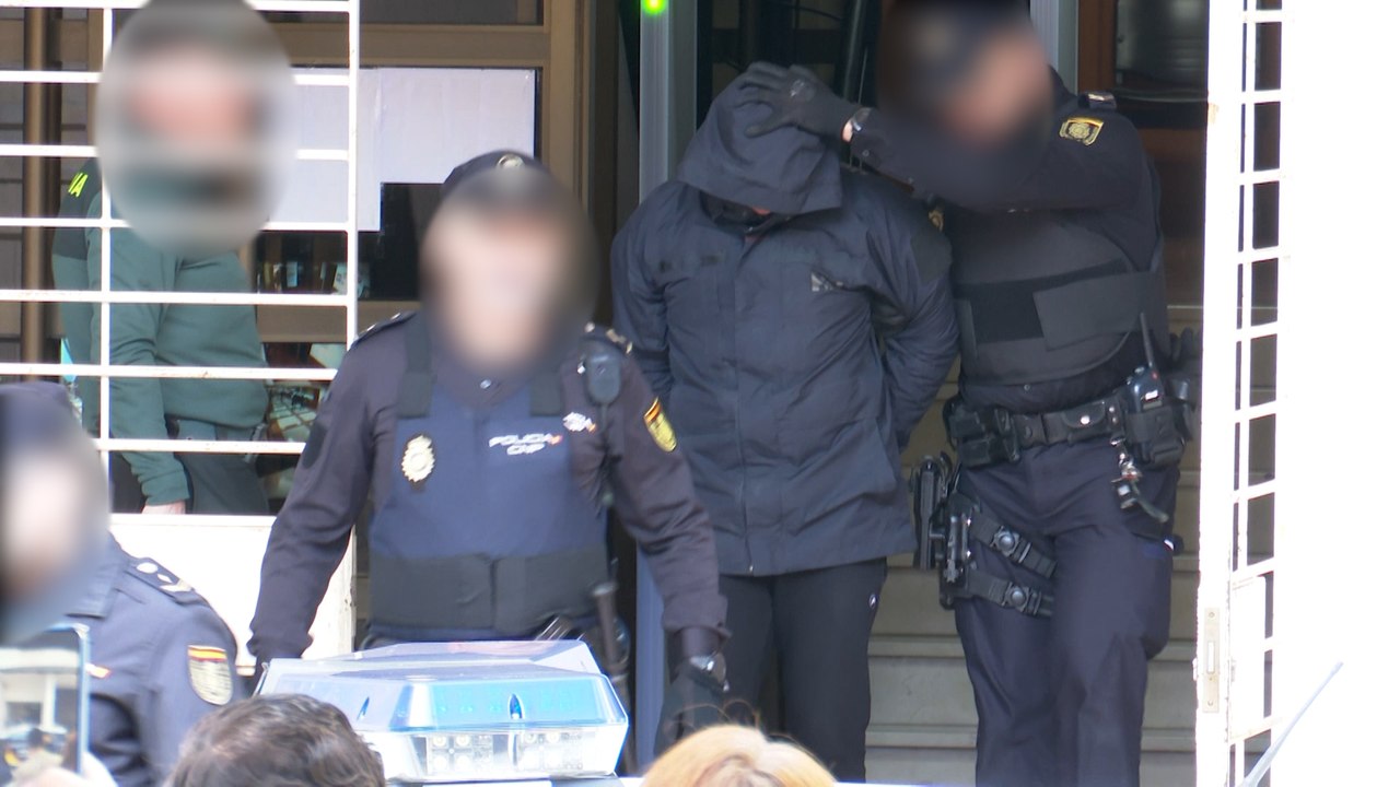 El detenido por la muerte de Marta Calvo sale del juzgado