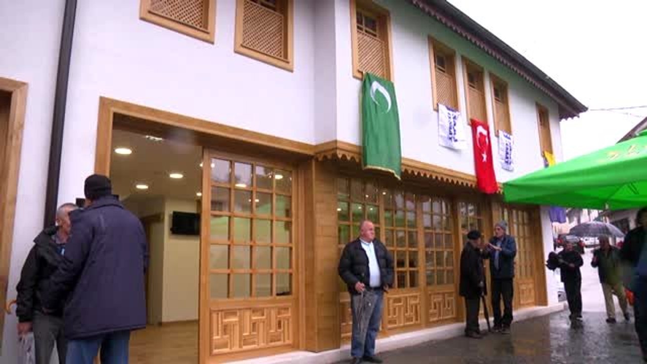 Bosna Hersek'te Vakıflar Genel Müdürlüğünce onarılan tarihi kahve binası açıldı