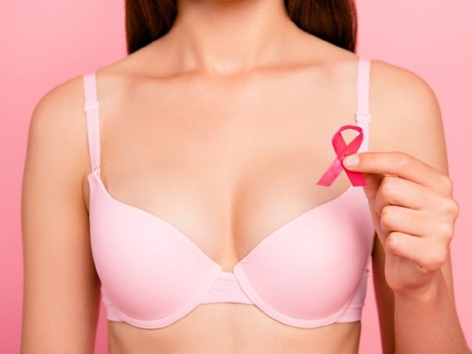 Regelmäßiges Haarefärben führt zu einem erhöhten Brustkrebsrisiko