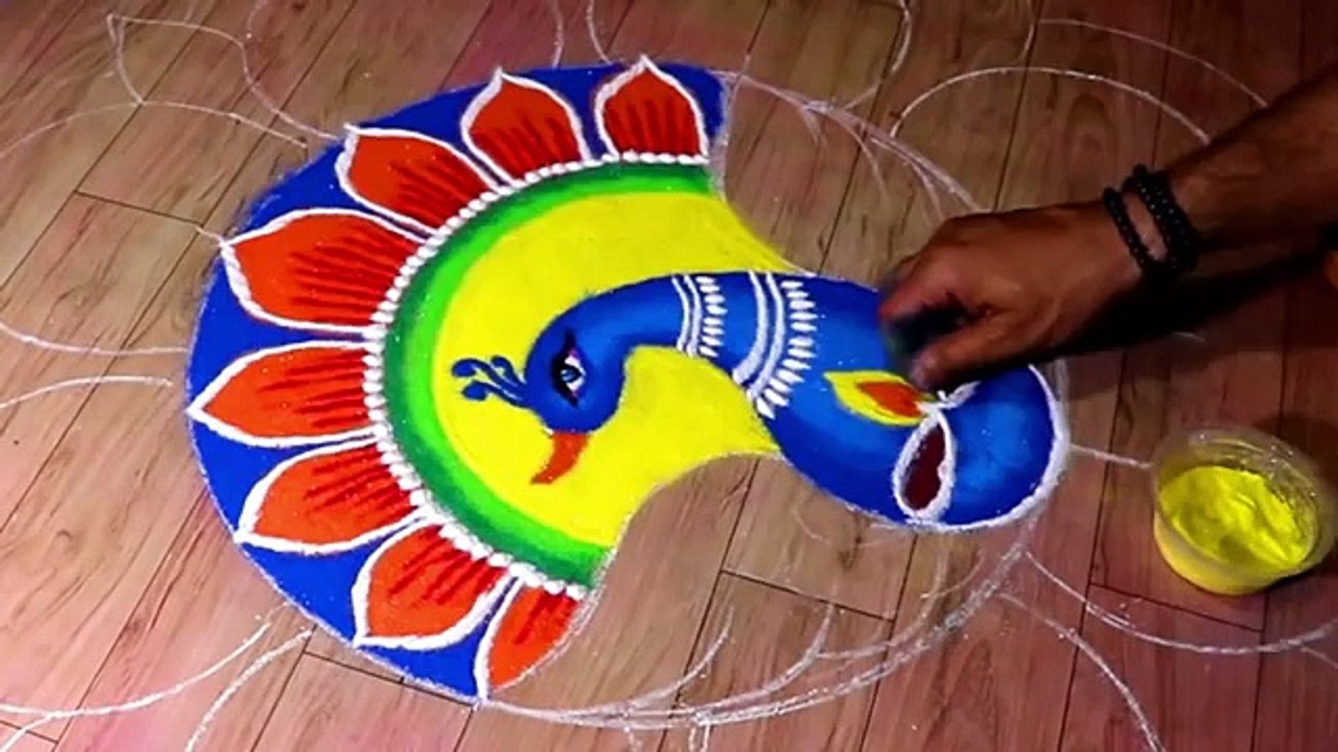 Big rangoli for Diwali. Easy, attractive and colourful peacock rangoli  design - video Dailymotion