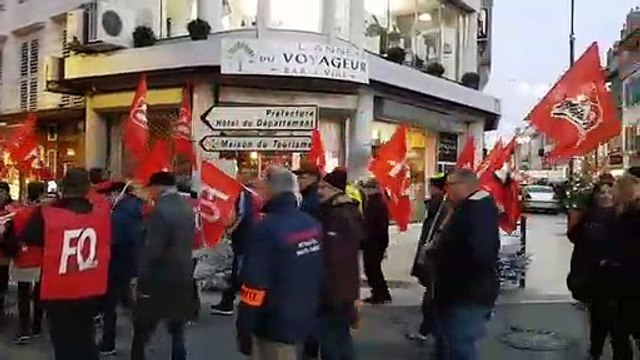 Vesoul : environ 450 manifestants réunis place Rénet
