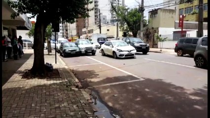 Fluence, S10 e Corsa batem na Travessa Cristo Rei