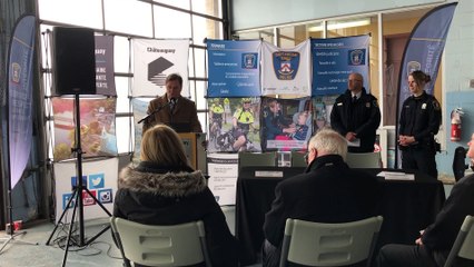 Inauguration de la zone neutre au poste de police de Châteauguay