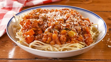 This Super Flavorful Lentil Bolognese Is Surprisingly Hearty