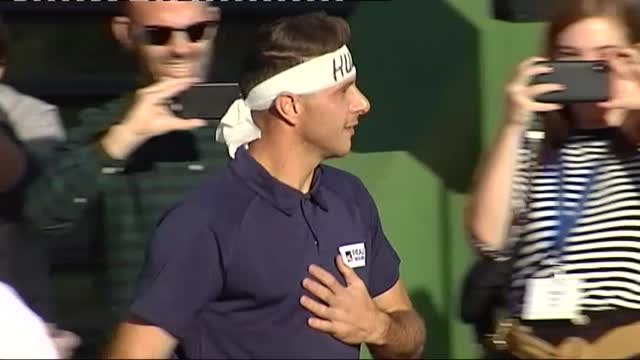 Joaquín y Bartra se enfrentan en un divertido y disputado partido de tenis