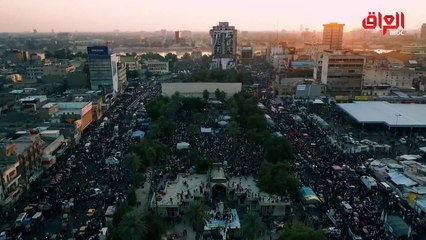 بين أهلنا يلقي الضوء على الأجواء الوطنية المبهجة في الطرقات المؤدية لساحة التحرير