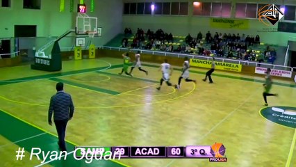 á está encontrado o Americano que vai ocupar o lugar do lesionado Jordan Willians.