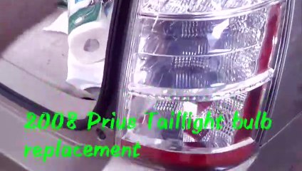 2008 Prius Taillight replacement SUPER EASY!