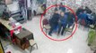 Balıkesir'deki depremde kahvehanede olan vatandaşların kaçış anı kameraya yansıdı