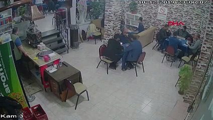 Balıkesir'de 4.6'lık deprem kamerada