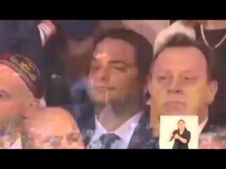 Macri dice que "necesitamos generar trabajo y ampliar la economía"