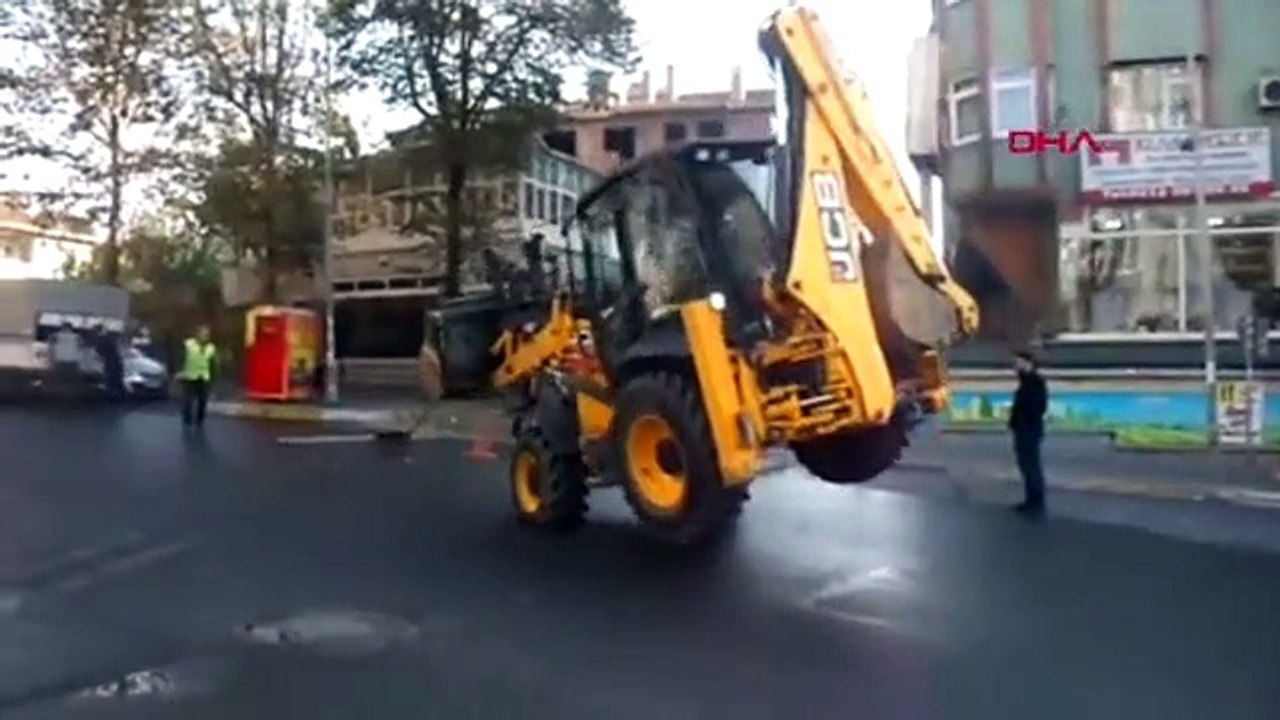 Kepçeyle ''akrobatik''  hareket yapan operatöre ceza