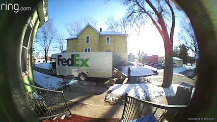 Delivery Driver Loses His Cool over Heavy Package