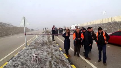 Tır ile panelvan çarpıştı: 3 ölü, 2 yaralı (4)