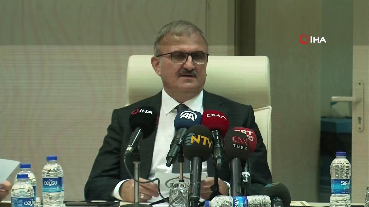 Antalya Valisi Münir Karaloğlu, 'Şuana kadar Antalya ve civarında beklenen yağış düşmüş değil, esas beklentimiz bu gece saat 18.00'den sonra ve özellikle gece yarısı olacağı yönünde' dedi.